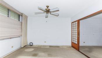 1525 Pensacola condo # 302, Honolulu, Hawaii - photo 4 of 24