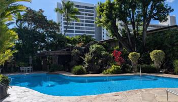 1525 Wilder Ave Honolulu - Rental - photo 2 of 13