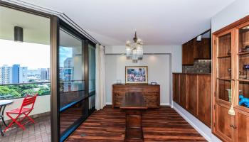 Punahou Cliffs condo # 1005, Honolulu, Hawaii - photo 2 of 25