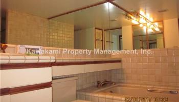 1525 Wilder Ave Honolulu - Rental - photo 2 of 10 1525 Wilder Ave Honolulu - Rental - photo 2 of 10