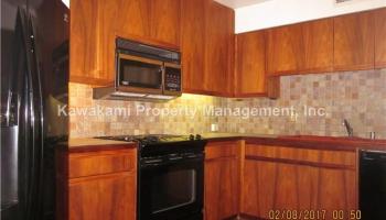 1525 Wilder Ave Honolulu - Rental - photo 4 of 10 1525 Wilder Ave Honolulu - Rental - photo 4 of 10