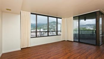 1525 Wilder Ave Honolulu - Rental - photo 4 of 19