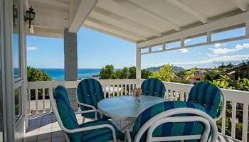 1526 Hoaaina St Waialae Iki, Diamond Head home - photo 1 of 17 1526 Hoaaina St Waialae Iki, Diamond Head home - photo 1 of 17