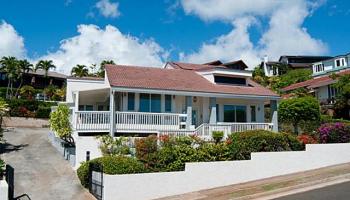 1526 Hoaaina St Waialae Iki, Diamond Head home - photo 4 of 17 1526 Hoaaina St Waialae Iki, Diamond Head home - photo 4 of 17