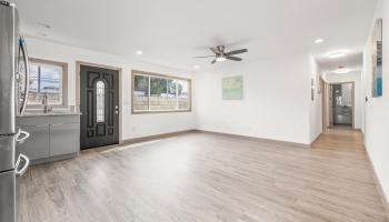 1528  Hooli Circle Pearl City-upper, PearlCity home - photo 4 of 24