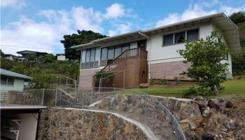 1528 Onipaa St Moanalua Gardens, Honolulu home - photo 1 of 10 1528 Onipaa St Moanalua Gardens, Honolulu home - photo 1 of 10