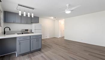 Punahou Park Place condo # 406, Honolulu, Hawaii - photo 4 of 25