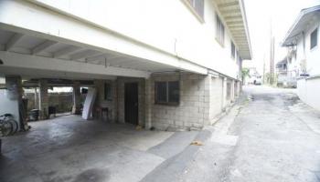 1532 Amelia St Kalihi-lower, Honolulu home - photo 2 of 25 1532 Amelia St Kalihi-lower, Honolulu home - photo 2 of 25
