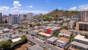 1532 Thurston Ave Honolulu - Multi-family - photo 6 of 24