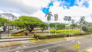 Punahou Wilder condo # 302, Honolulu, Hawaii - photo 5 of 23