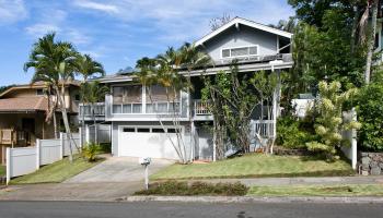 1539 Kanapuu Drive Kailua Bluffs, Kailua home - photo 1 of 24 1539 Kanapuu Drive Kailua Bluffs, Kailua home - photo 1 of 24