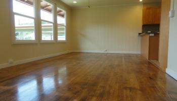 154 California Ave Wahiawa Area, Central home - photo 2 of 5 154 California Ave Wahiawa Area, Central home - photo 2 of 5