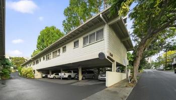 Carlton Place condo # B1, Honolulu, Hawaii - photo 2 of 24