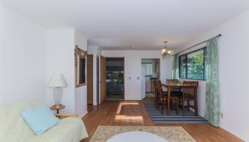 Carlton Place 1 condo # C/3, Honolulu, Hawaii - photo 4 of 25