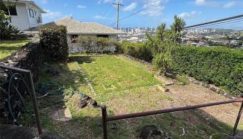 1541 Alencastre St Honolulu - Rental - photo 2 of 5