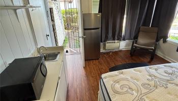 1541 Alencastre St Honolulu - Rental - photo 3 of 5