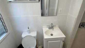 1541 Alencastre St Honolulu - Rental - photo 4 of 5