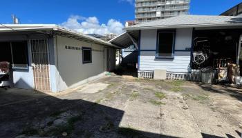 1542 Keeaumoku St Honolulu - Multi-family - photo 6 of 11