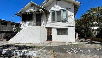 1542  Keeaumoku St Makiki Area, Honolulu home - photo 3 of 11
