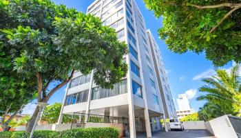 Anga-Roa condo # 402, Honolulu, Hawaii - photo 4 of 17