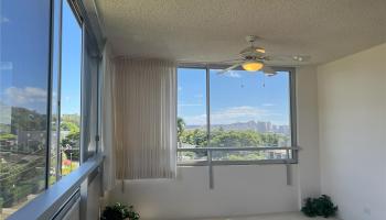 Anga-Roa condo # 404, Honolulu, Hawaii - photo 4 of 15