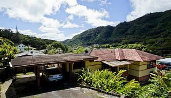 1548  Kalaepaa Dr Kalihi Valley, Honolulu home - photo 1 of 20