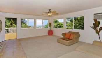 1548 Laumaile St Kalihi-upper, Honolulu home - photo 3 of 8 1548 Laumaile St Kalihi-upper, Honolulu home - photo 3 of 8