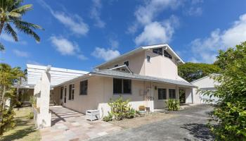 155 Kuupua Street Kuulei Tract, Kailua home - photo 2 of 25 155 Kuupua Street Kuulei Tract, Kailua home - photo 2 of 25