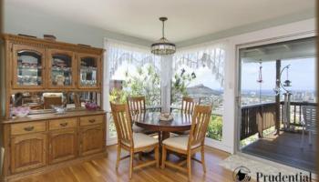 1550 Kanalui St St. Louis, Diamond Head home - photo 4 of 20 1550 Kanalui St St. Louis, Diamond Head home - photo 4 of 20