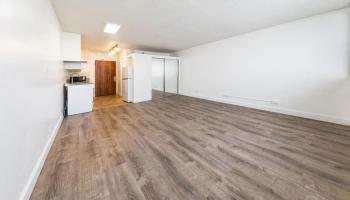 Rycroft Terrace condo # 212, Honolulu, Hawaii - photo 2 of 11