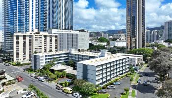 Rycroft Terrace condo # 323, Honolulu, Hawaii - photo 1 of 16