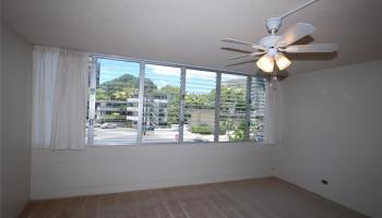 1550 Wilder Ave Honolulu - Rental - photo 3 of 13