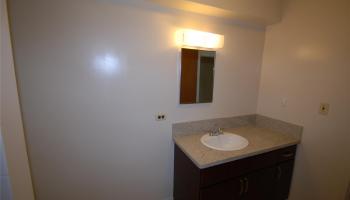 1550 Wilder Ave Honolulu - Rental - photo 6 of 13