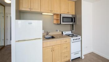 Punahou Gardens Apts condo # A501, Honolulu, Hawaii - photo 2 of 11 Punahou Gardens Apts condo # A501, Honolulu, Hawaii - photo 2 of 11