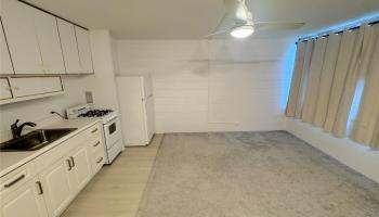 1550 Wilder Ave Honolulu - Rental - photo 2 of 8