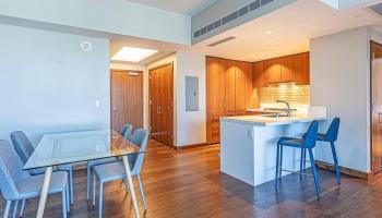 1555 Kapiolani Blvd Honolulu - Rental - photo 5 of 25