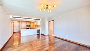 1555 Kapiolani Blvd Honolulu - Rental - photo 3 of 25
