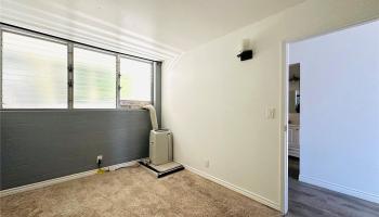 1555 Pohaku St Honolulu - Rental - photo 3 of 6