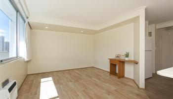 Kapiolani Terrace condo # 805, Honolulu, Hawaii - photo 4 of 10