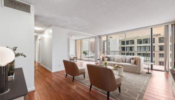 Princess Leilani condo # 406, Honolulu, Hawaii - photo 3 of 25