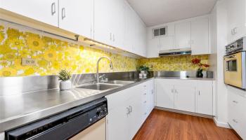 Princess Leilani condo # 406, Honolulu, Hawaii - photo 6 of 25