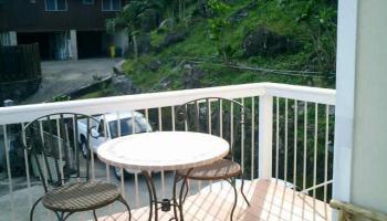 1561 Murphy St Kalihi Uka, Honolulu home - photo 5 of 10