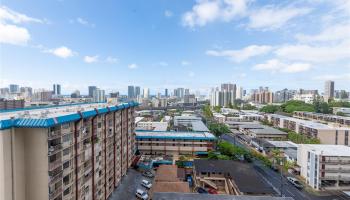 Makiki Plaza condo # 1404, Honolulu, Hawaii - photo 1 of 21