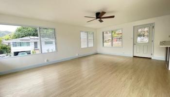 1565  Moani Street Kalihi Uka, Honolulu home - photo 4 of 22