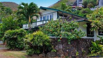 1567  Mokulua Dr Lanikai, Kailua home - photo 1 of 10