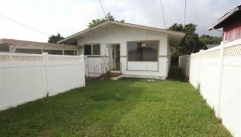 1568 California Ave Wahiawa Heights, Central home - photo 3 of 12 1568 California Ave Wahiawa Heights, Central home - photo 3 of 12