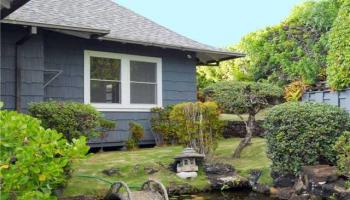 1570 Alewa Dr Alewa Heights, Honolulu home - photo 3 of 10 1570 Alewa Dr Alewa Heights, Honolulu home - photo 3 of 10