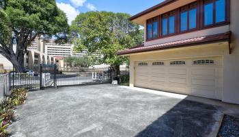 1572 Kalakaua Ave Pawaa, Honolulu home - photo 2 of 25 1572 Kalakaua Ave Pawaa, Honolulu home - photo 2 of 25
