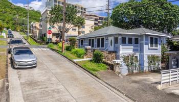 1581  Miller St Punchbowl-lower,  home - photo 1 of 18