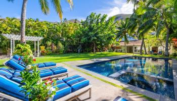 1586  Mokulua Drive Lanikai, Kailua home - photo 4 of 25